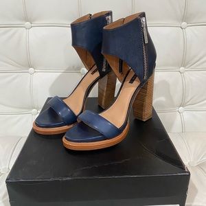 NBW Rachel Zoe Jamie Vachetta Navy Heel, size 8.5